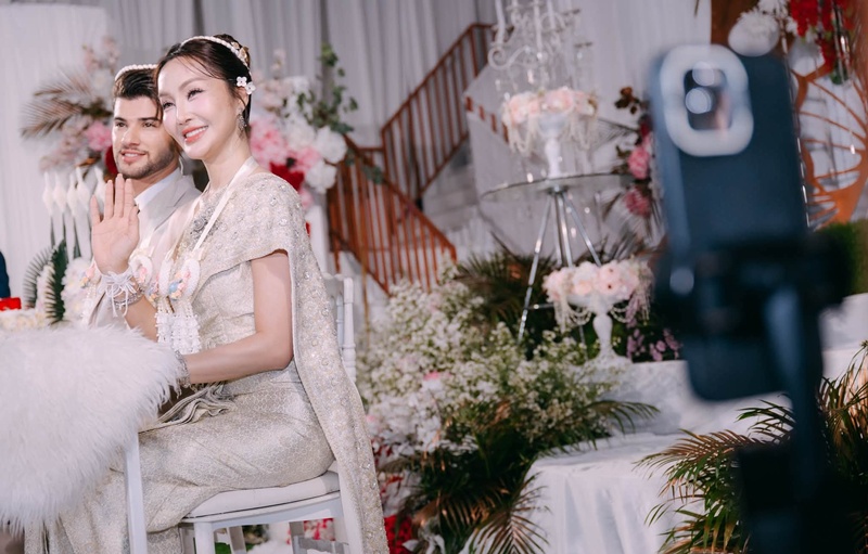 นก ยลดา แต่งงาน
