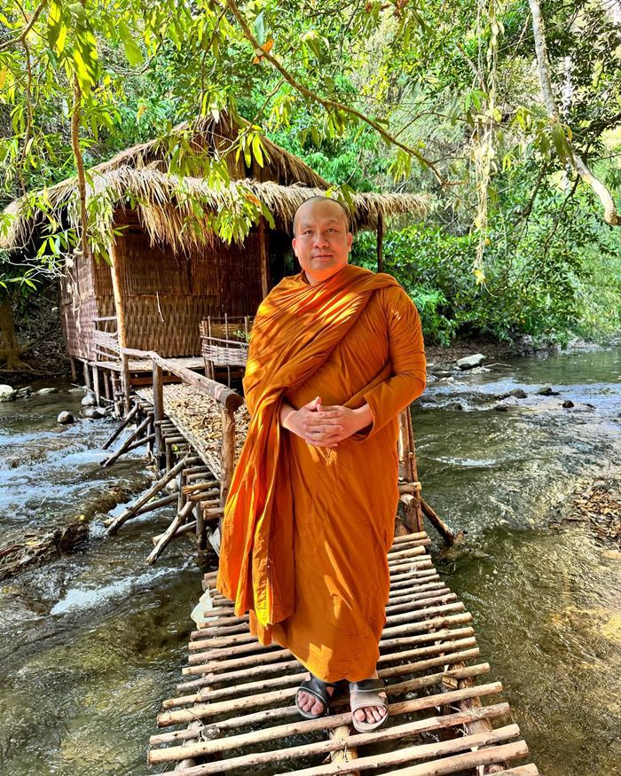 สมปอง นครไธสง