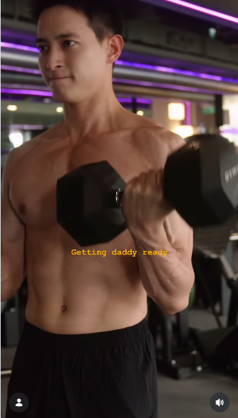 เจมส์ จิรายุ อวดร่างทอง 