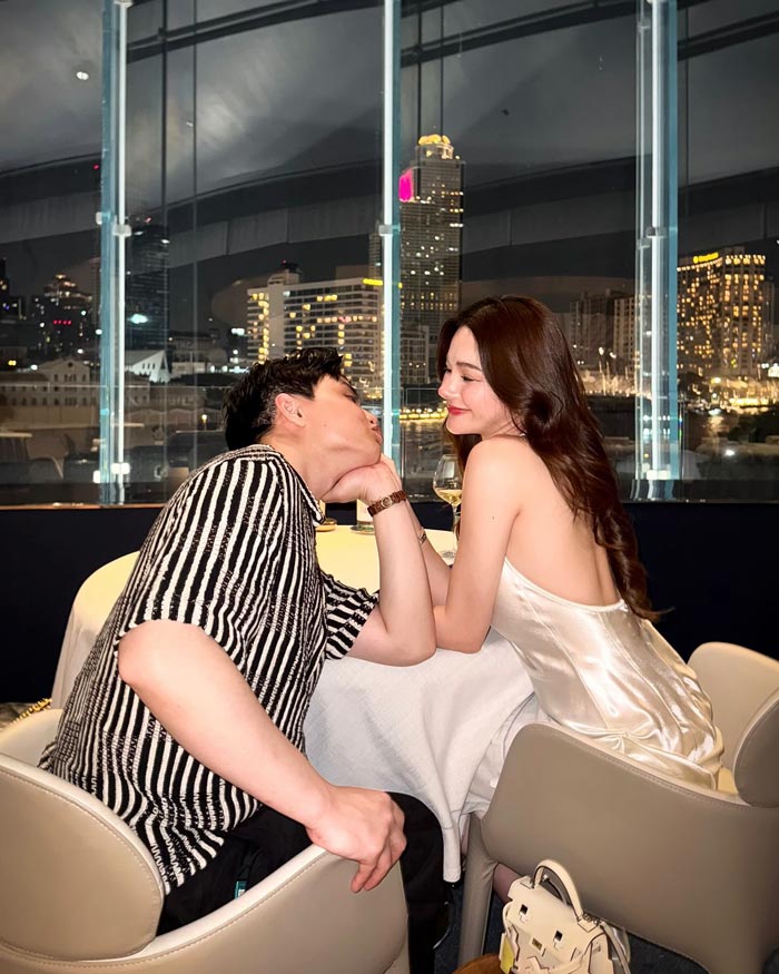 กวาง ไฮโซเฮ้าส์