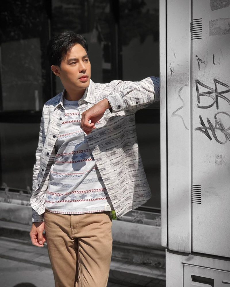 ท็อป จรณ