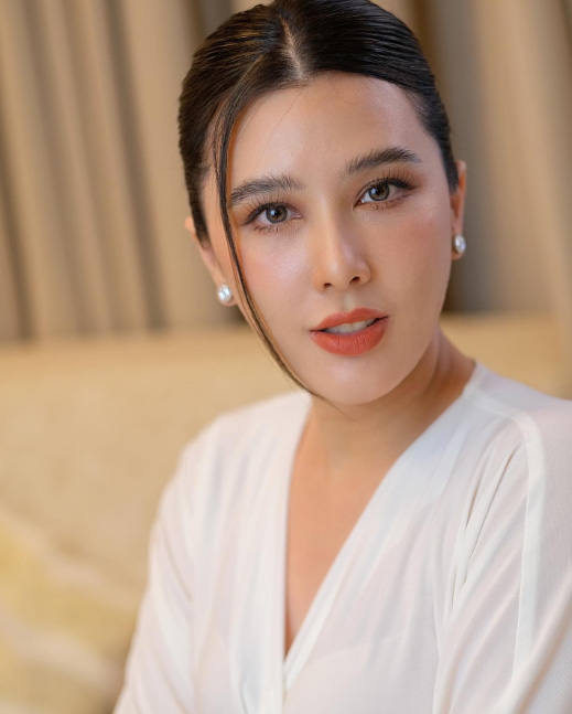 บี มาติกา ประวัติ