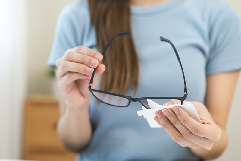 กลิ่นหลังใบหู