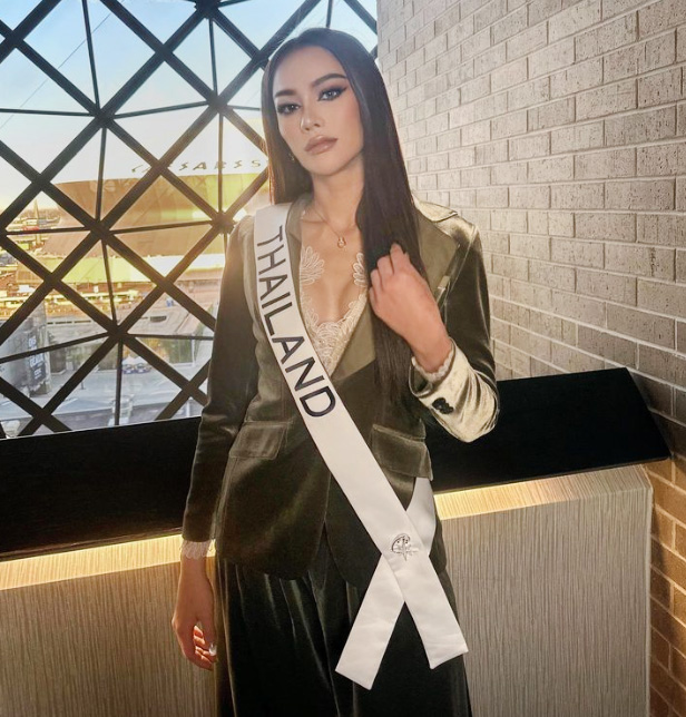 แอนนา เสืองามเอี่ยม