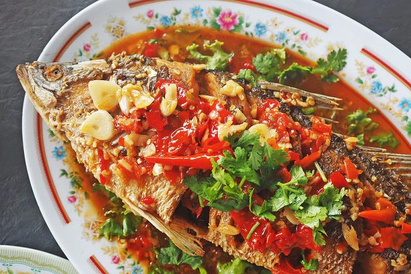 ปลานิลราดพริก เมนูปลานิล