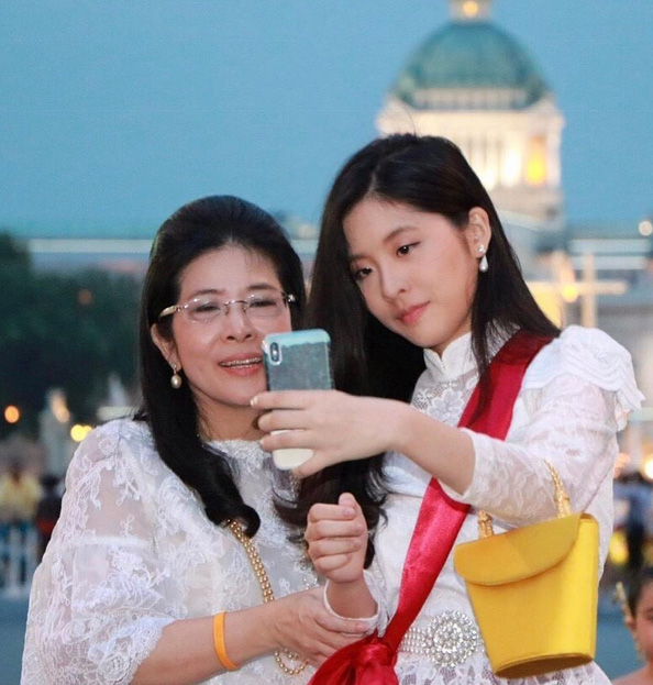 จินนี่ ยศสุดา