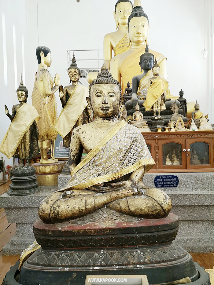 หลวงพ่อเพชร วัดกลางคลองสระบัว