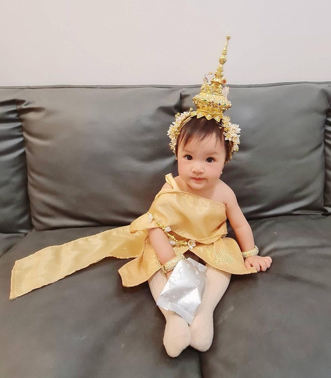 ลูกสาวต๊ะ บอยสเก๊าท์