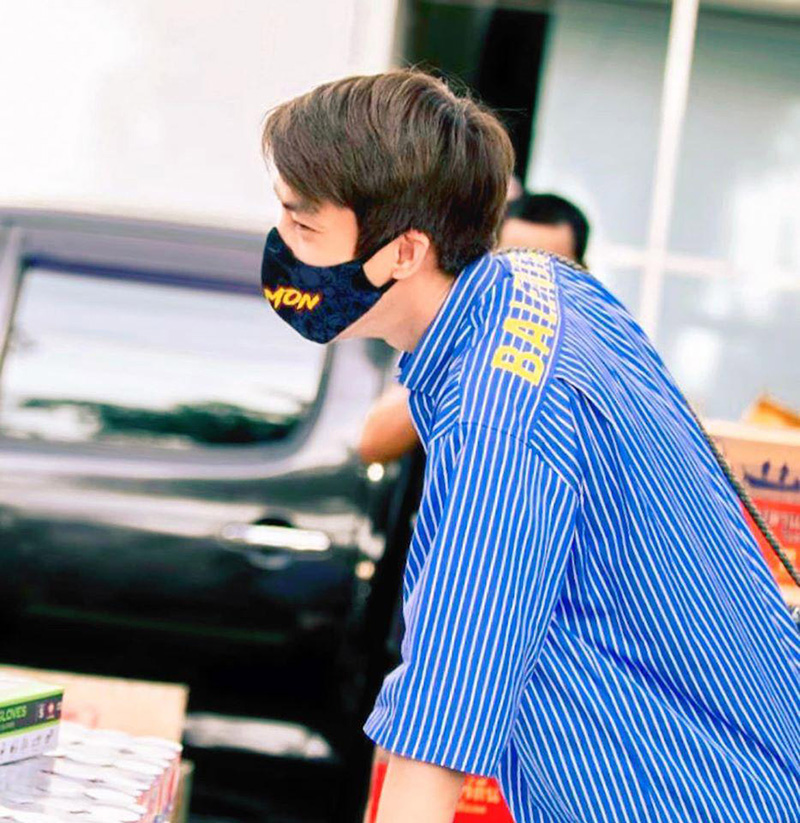 เบนซ์ เดม่อน ประวัติ