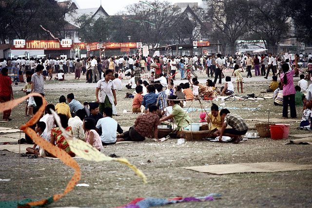 สนามหลวง