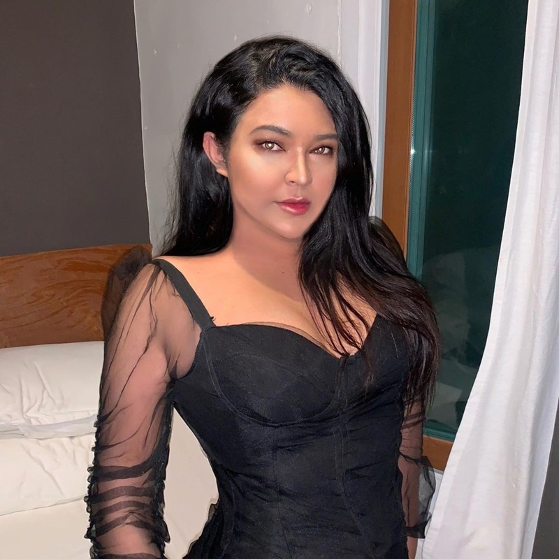 เอิ้ก ชาลิสา เลือดกรุ๊ปบี