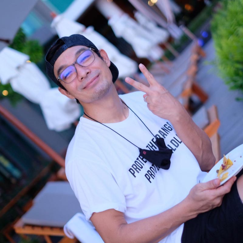 โอ๊ต วรวุฒิ