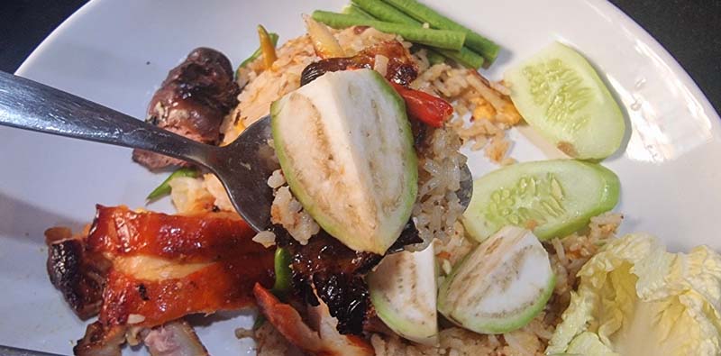 ข้าวผัดแจ่วบองทรงเครื่อง