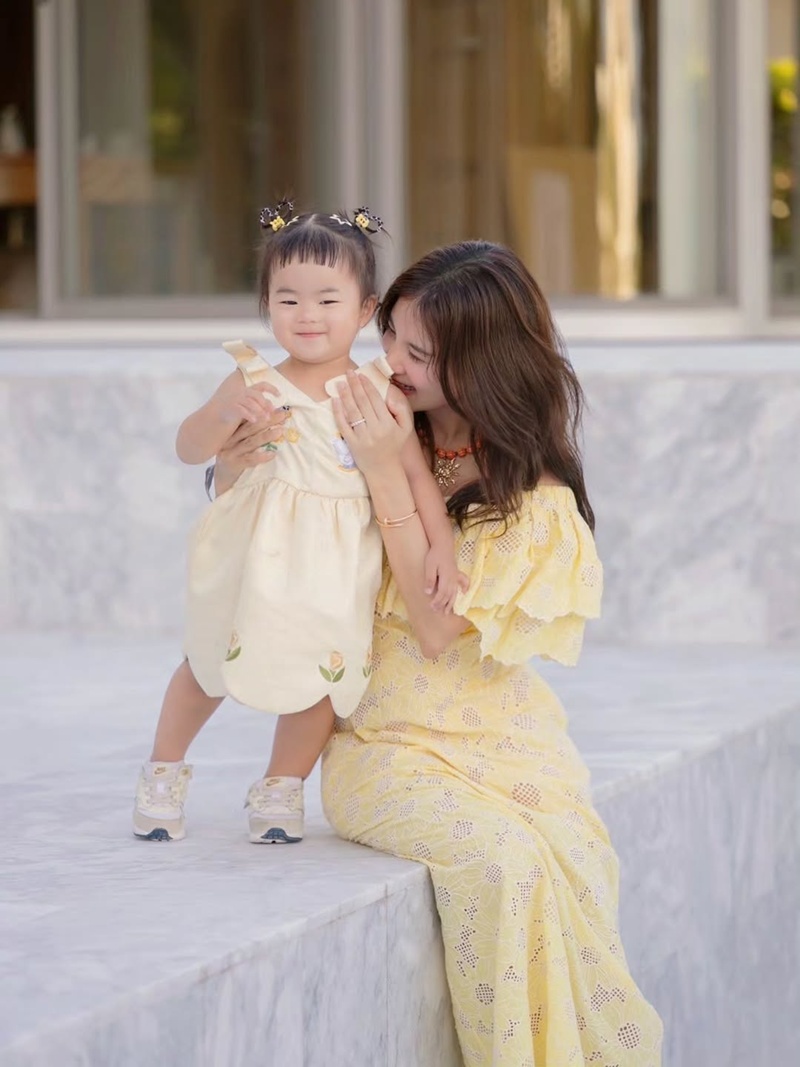 ตูน ก้อย