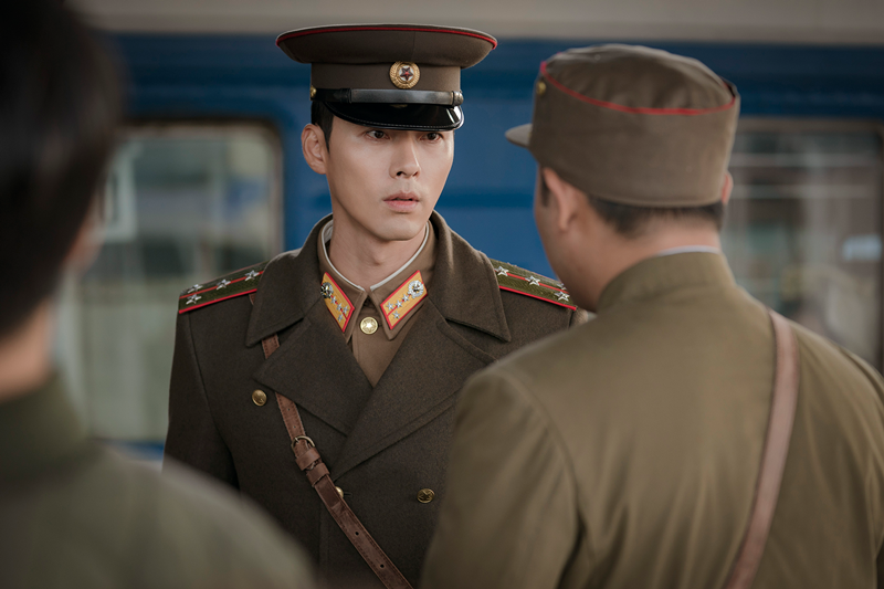 Crash Landing On You ปักหมุดรักฉุกเฉิน