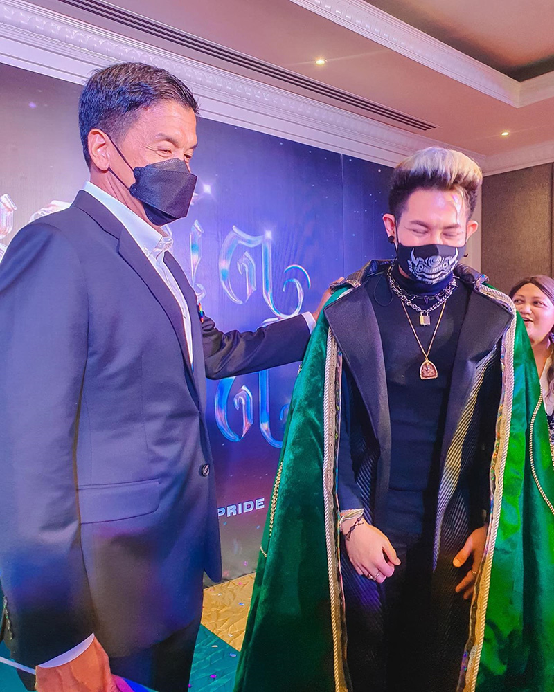 เก่ง ธชย