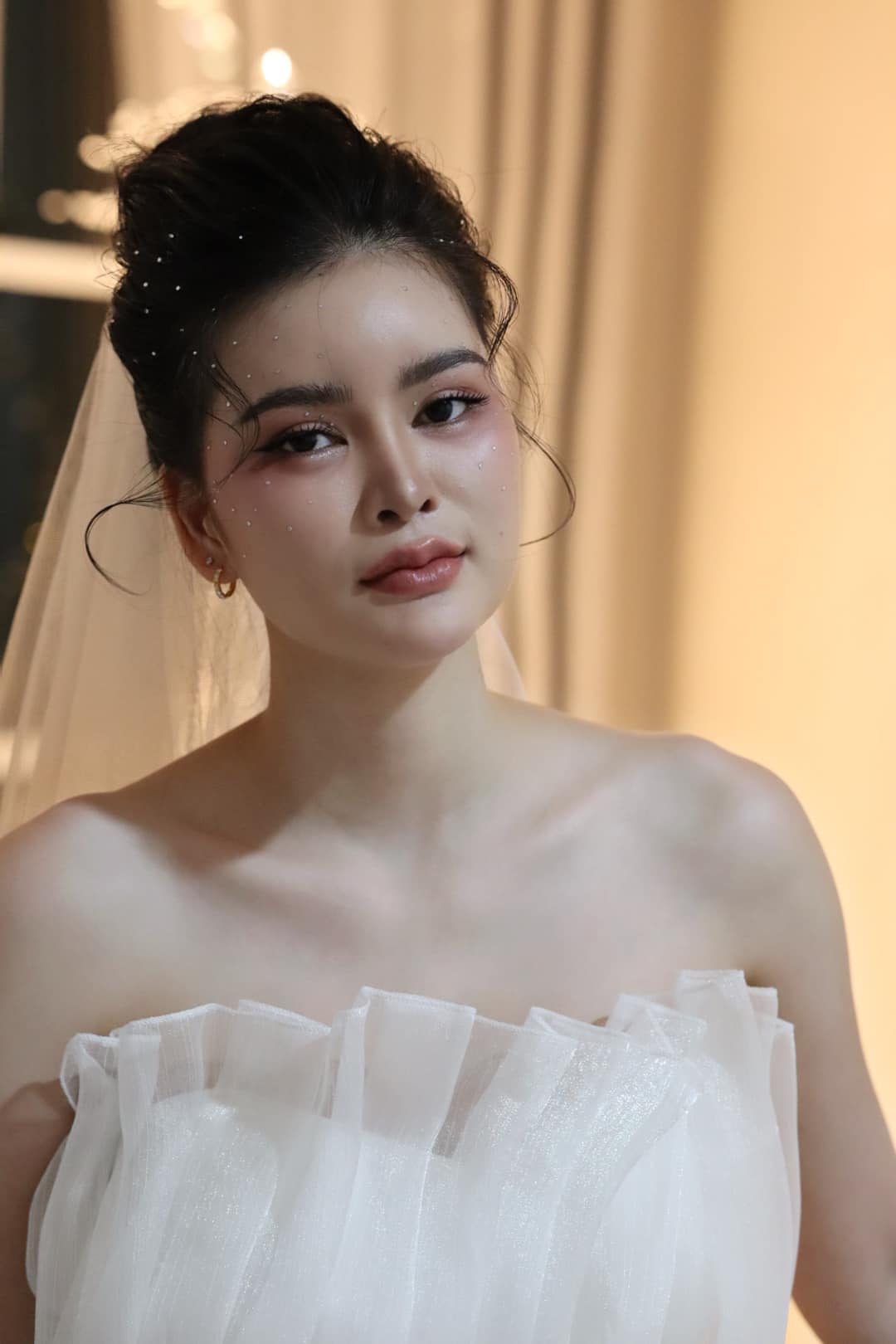 เอ๋ มิรา 