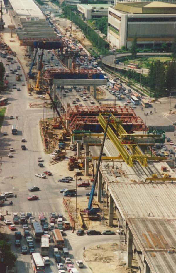 ถนนกรุงเทพ