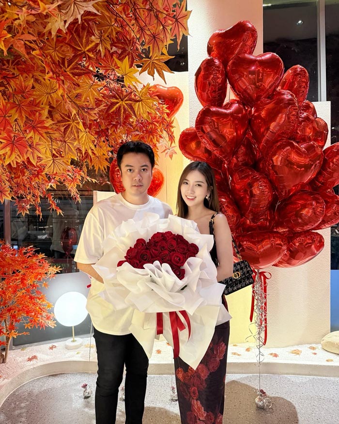 หญิงออน เมียตั้ม จารุจินดา