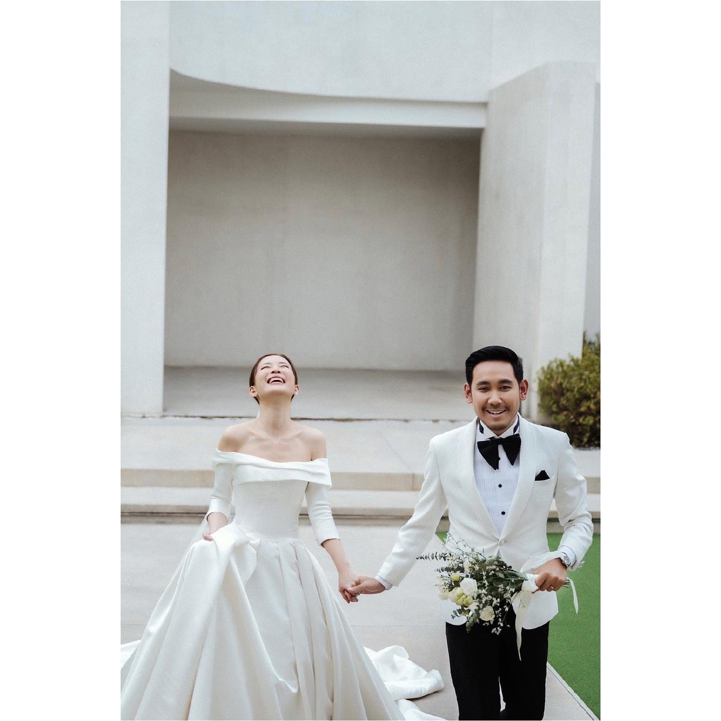 เบลล์ เกิร์ลลี่ เบอร์รี่