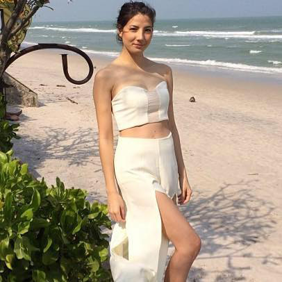 เทย่า นิโคล ประวัติ