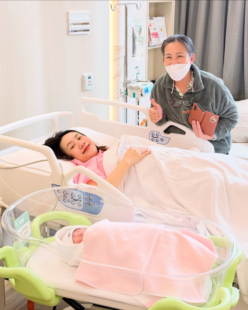 เมอา Mayy R ยูทูบเบอร์ดัง คลอดแล้ว