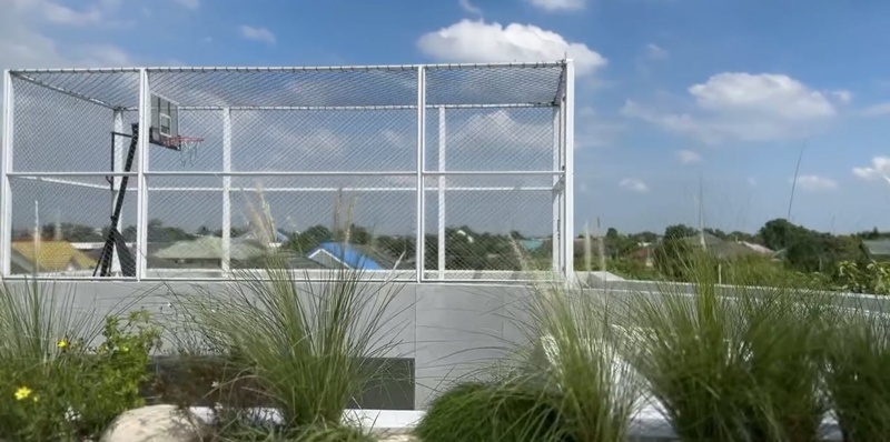 บ้านใหม่ กอล์ฟ พิชญะ