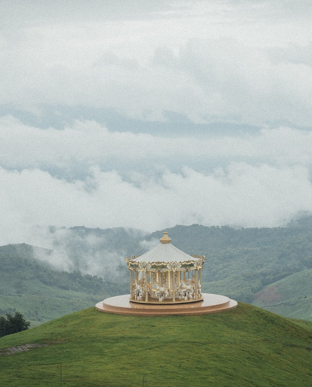 เจมส์ จิรายุ อวดภาพอัลตราซาวด์ ประกาศข่าวดีรับวันแม่ ภรรยาท้องแล้ว