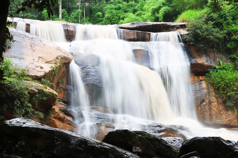 น้ำตกตาดเหือง