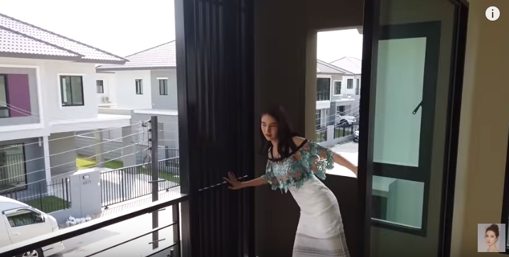 โยชิ รินรดา