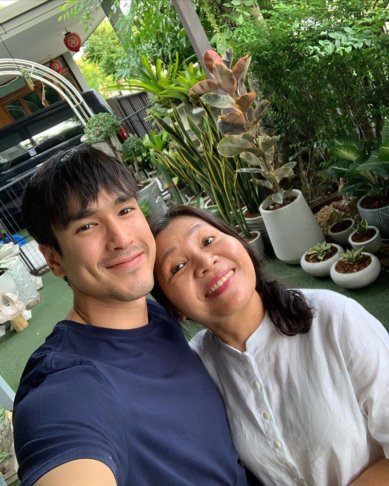 แม่แก้ว แม่ของ ณเดชน์ คูกิมิยะ
