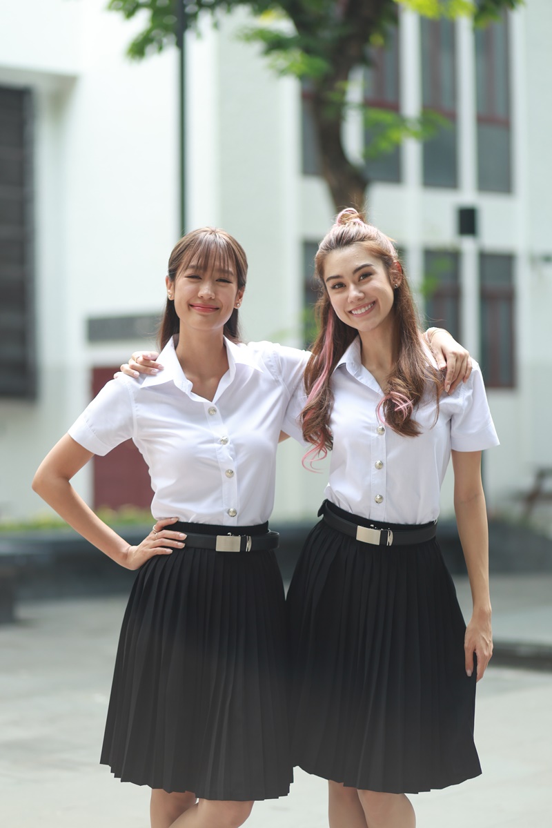 รักหักหลัง นักแสดง