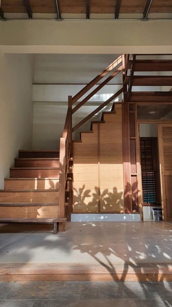 แบบบ้านไทยร่วมสมัย บ้านสองชั้นยกพื้นสูง