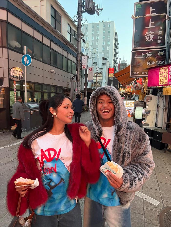 มิกซ์ ฉลามจัส