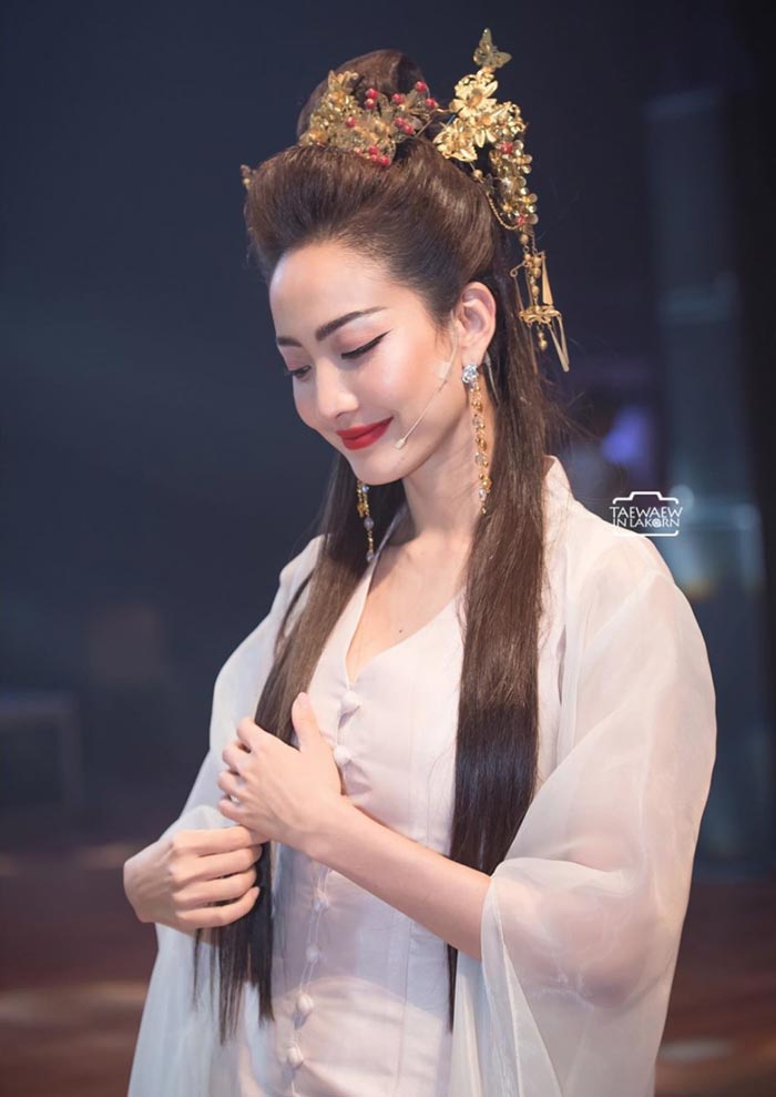 แต้ว ณฐพร