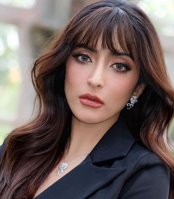 พิ้งค์กี้ สาวิกา