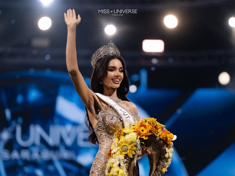 วีนา ปวีนา คว้ามงกฎมิสยูนิเวิร์ส สระบุรี 2025