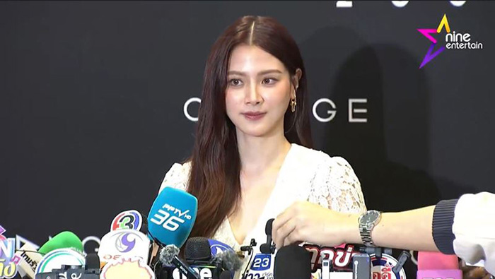 ใบเฟิร์น พิมพ์ชนก