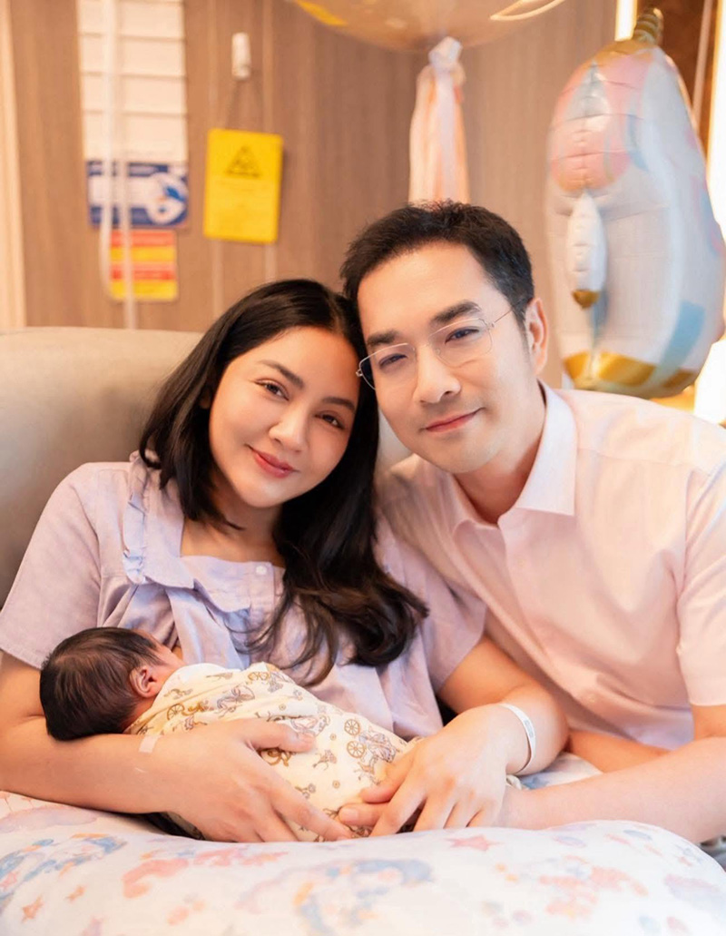 เจมส์ ครูก้อย