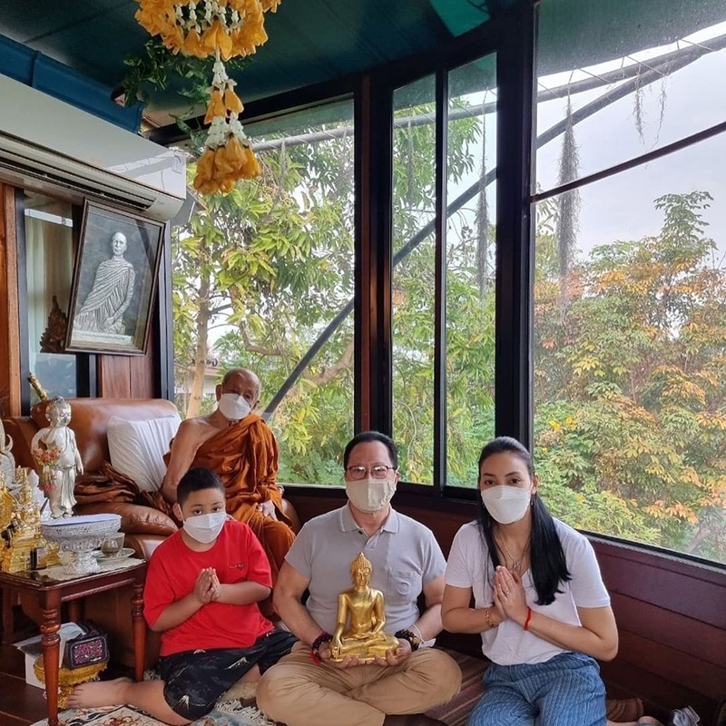 ตั๊ก บงกช