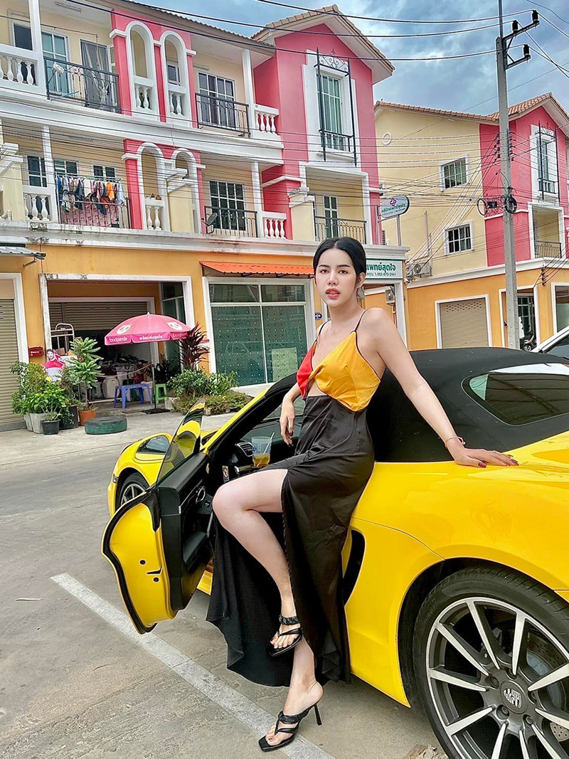 นารา เครปกะเทย