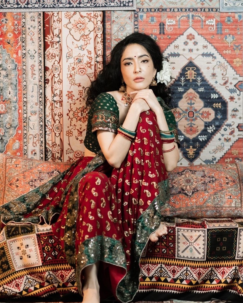 พิ้งค์กี้ สาวิกา