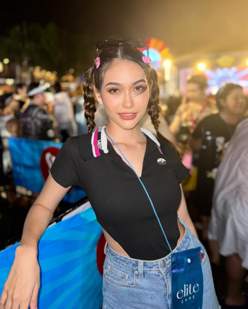 ไฮดี้ อมันดา วันเกิด เอแคลร์ จือปาก