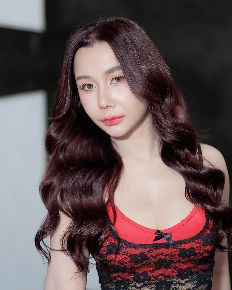 รู้จัก เฟิร์ส พรชิตา เธอคือใคร