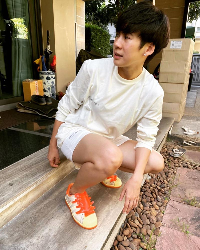 บุ้ง ใบหยก