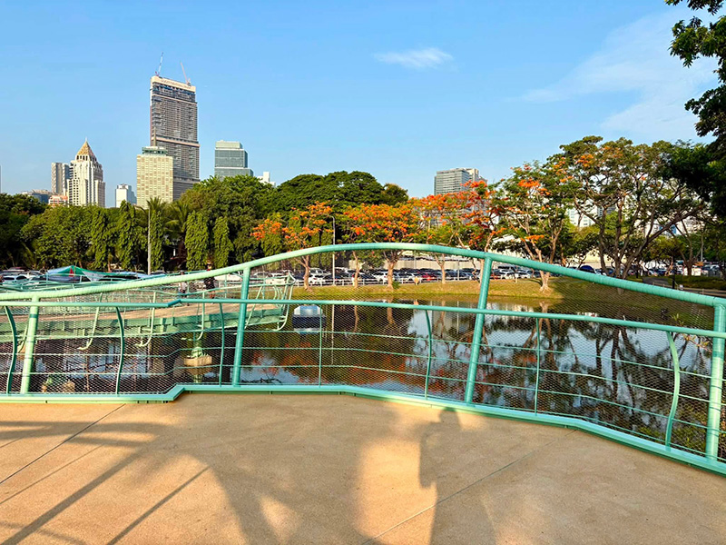 สะพานเขียวเชื่อมลุมพินี-เบญจกิติ