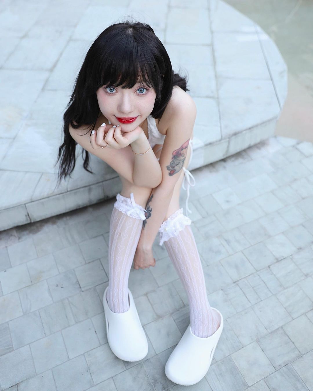 พลอยชมพู ญานนีน