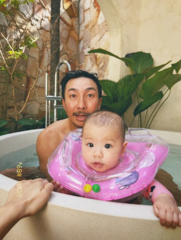 ภาพน้องโซอี้ ลูกสาว โจอี้ บอย อวดลุคทะเลสุดคิ้วท์