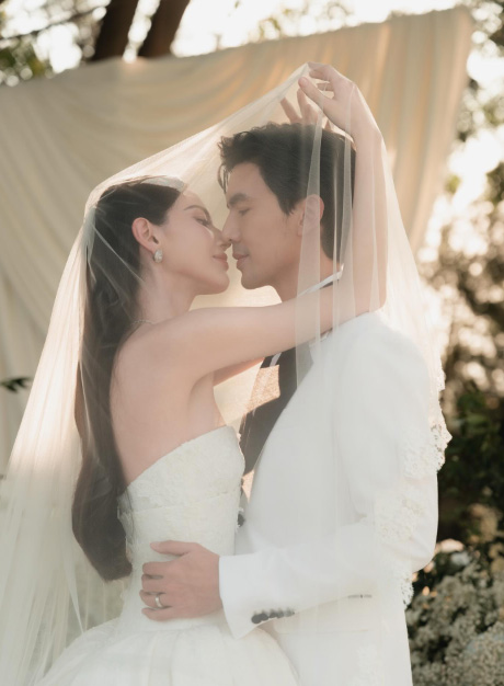 ใหม่ ดาวิกา