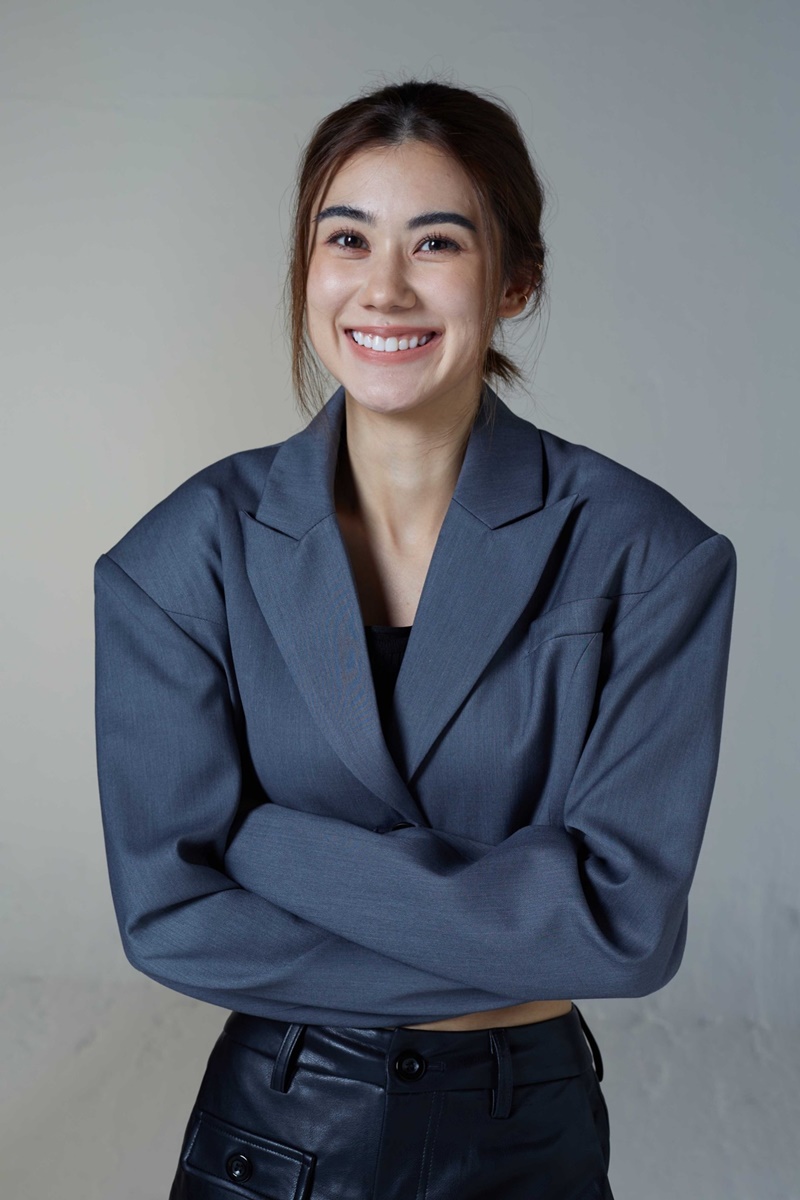 รักหักหลัง นักแสดง